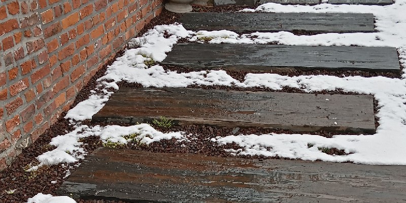 Chemin d'accès en Dalles d'Ardoise